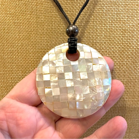 Claude Dasque Mother of Pearl Necklace made in France, sterling silver accents - Picture 7 of 14